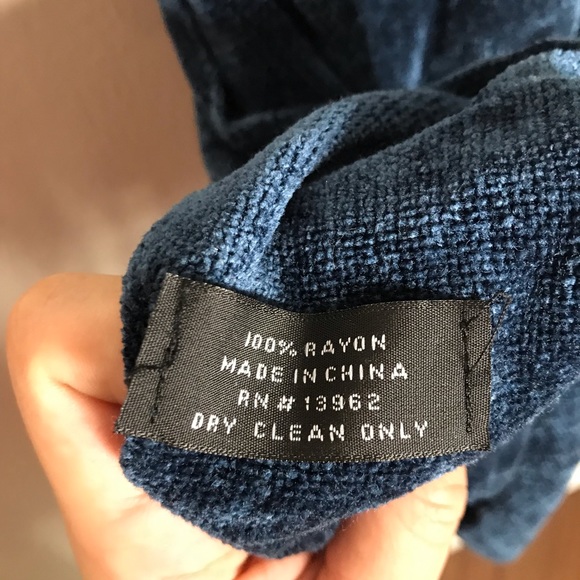 Blue Crushed Velvet Fringe Scarf - Picture 3 of 4